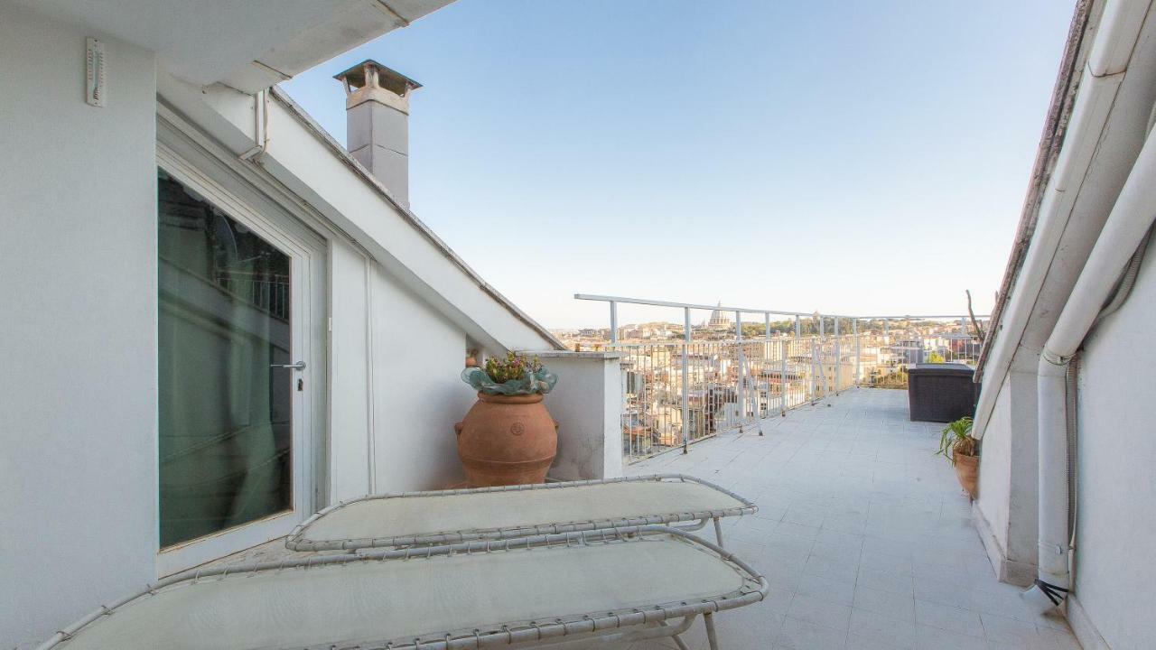 In Panorama Penthouse Appartamento *