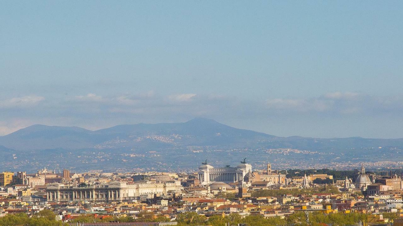 In Panorama Penthouse Roma